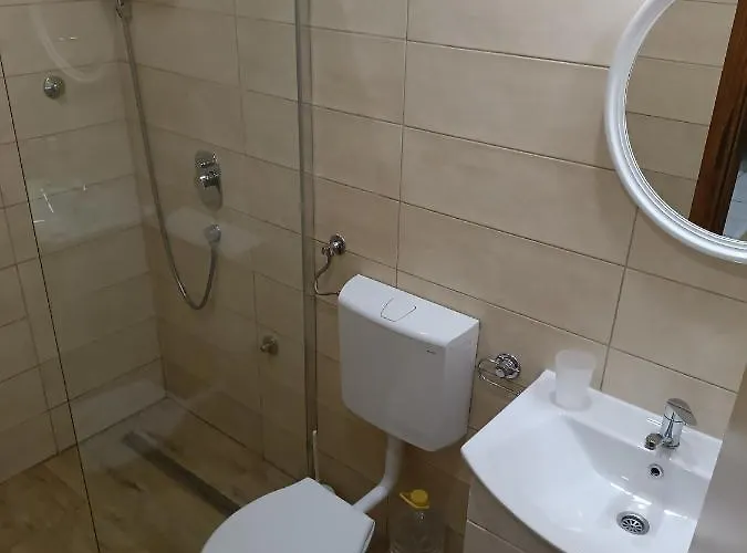 Boracko Lotus Jezero (Konjic)